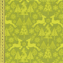 hip holiday Weihnachtsbäume und einskristalle auf grün josephine kimberling für blend patchworkstoff weihnachten