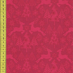 hip holiday Weihnachtsbäume und einskristalle auf rot josephine kimberling für blend patchworkstoff weihnachten